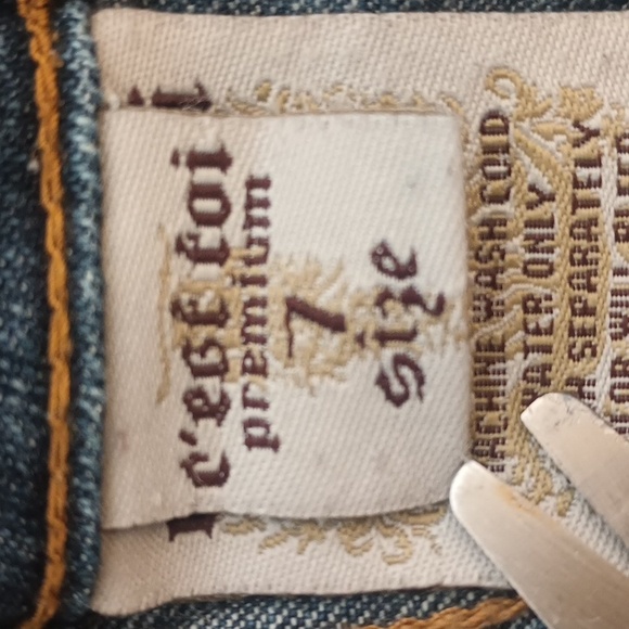 C'est Toi Low Rise Bootcut Jeans - Picture 4 of 5